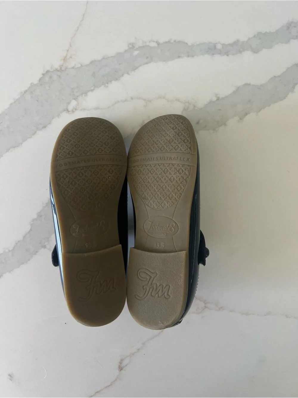 FootMates shiny patent